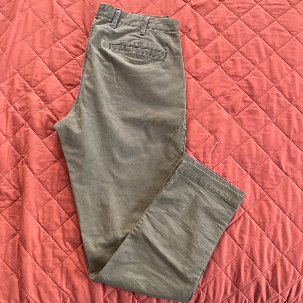 Gap Khakis slim stretch